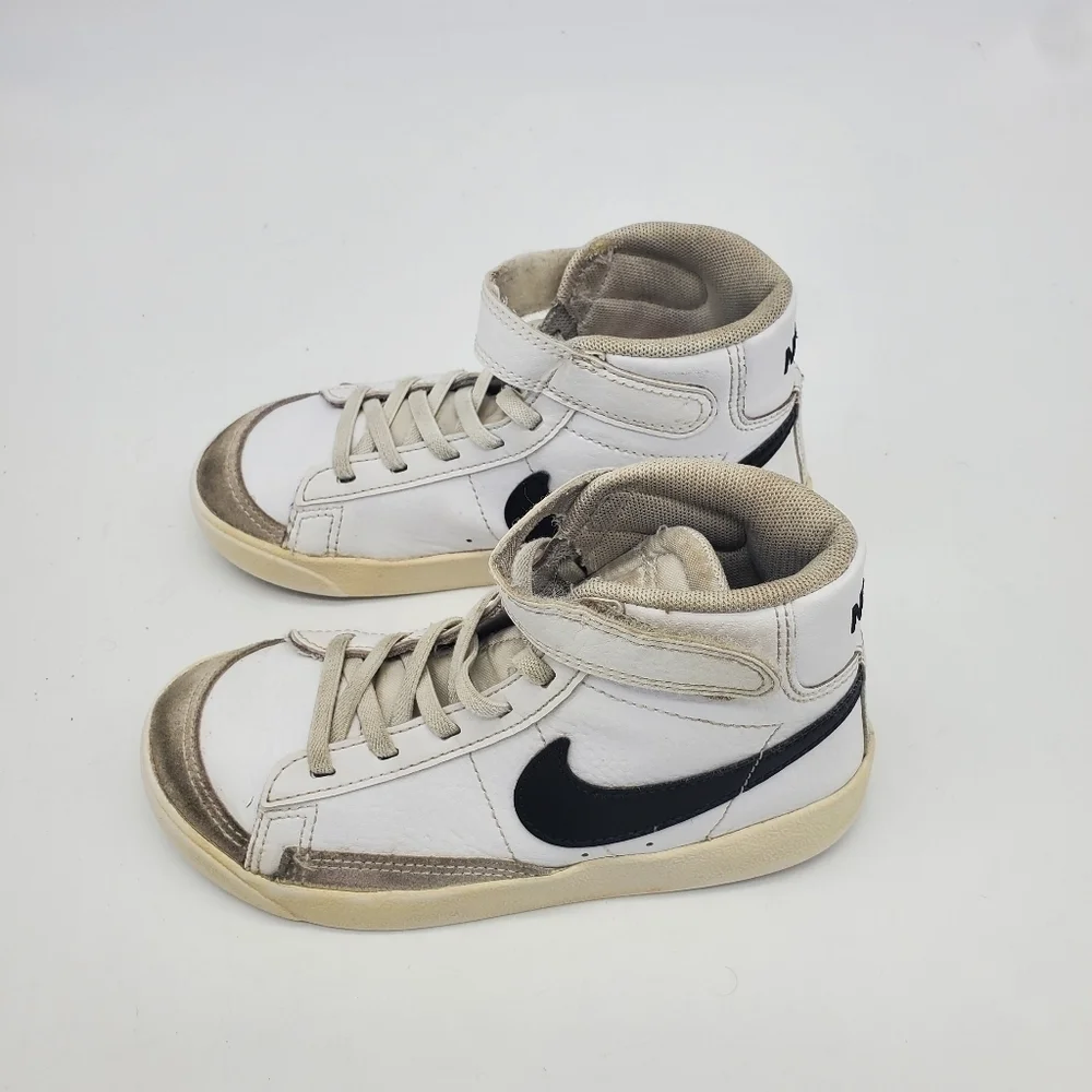 Nike BLAZER MID' 77 Sneakers Youth Kid's Sz 13.5C White Black Shoes DA4086-102